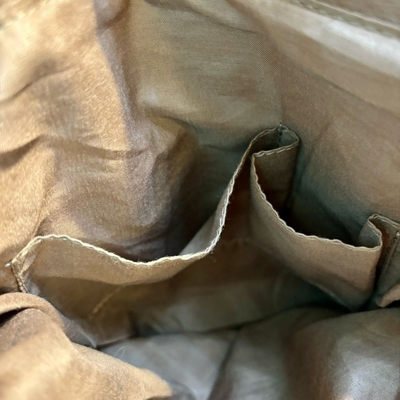 Western Shoulder Bag Hazelnut Brown CBOCS Distribution Drawstring Bronze Hardwre - Picture 5 of 16